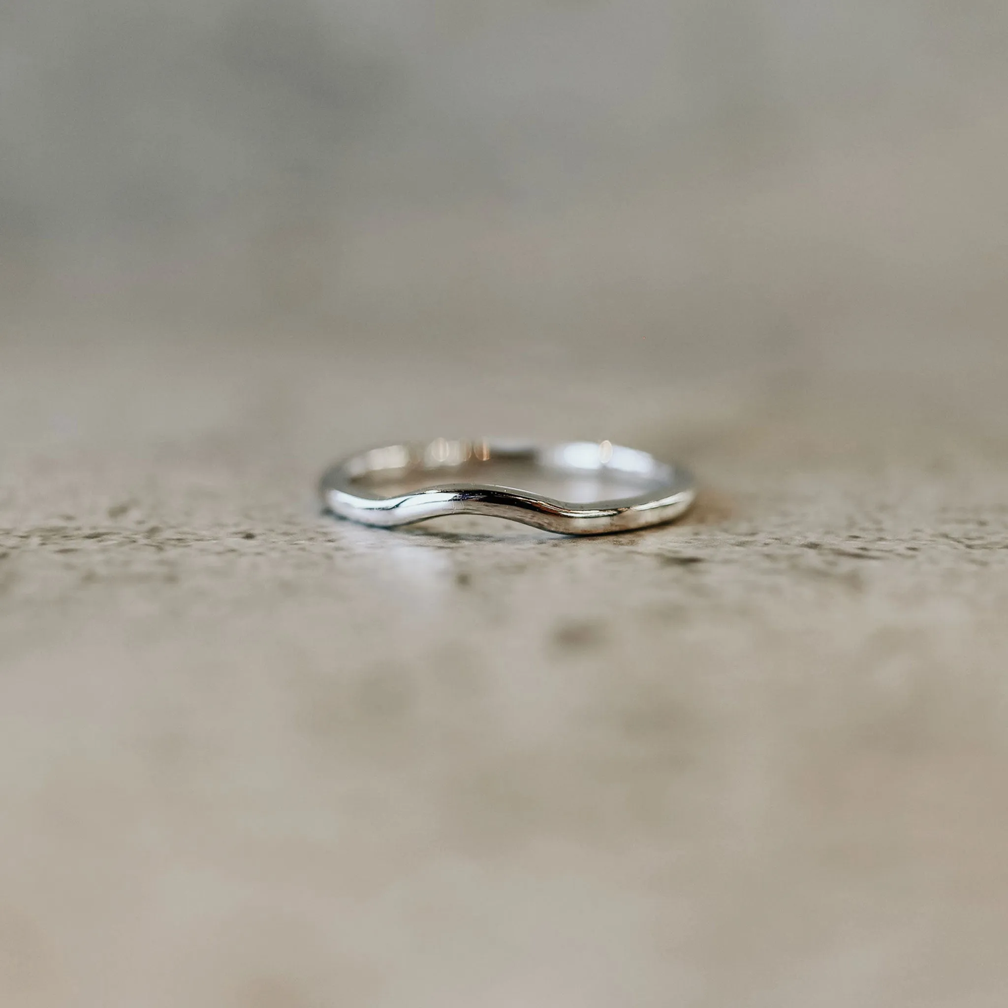 14K White Gold Contour Wedding Band