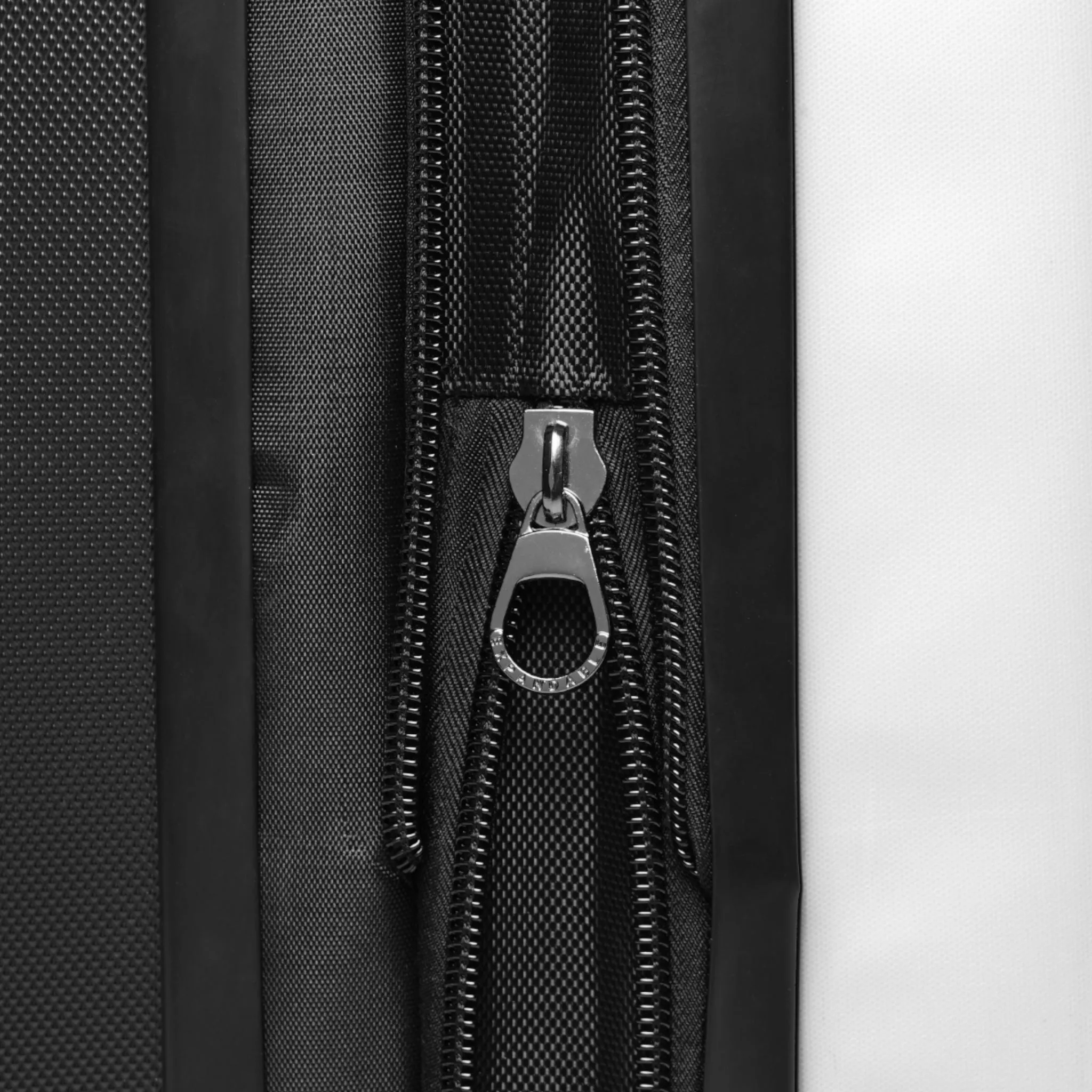 Ascension Voyager Luxe Suitcase (JOY W)