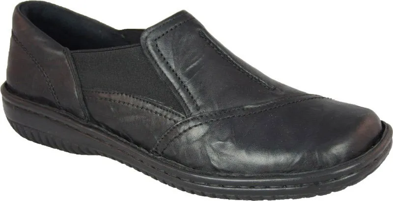 Cabello Womens Leather Crinkle Shoe