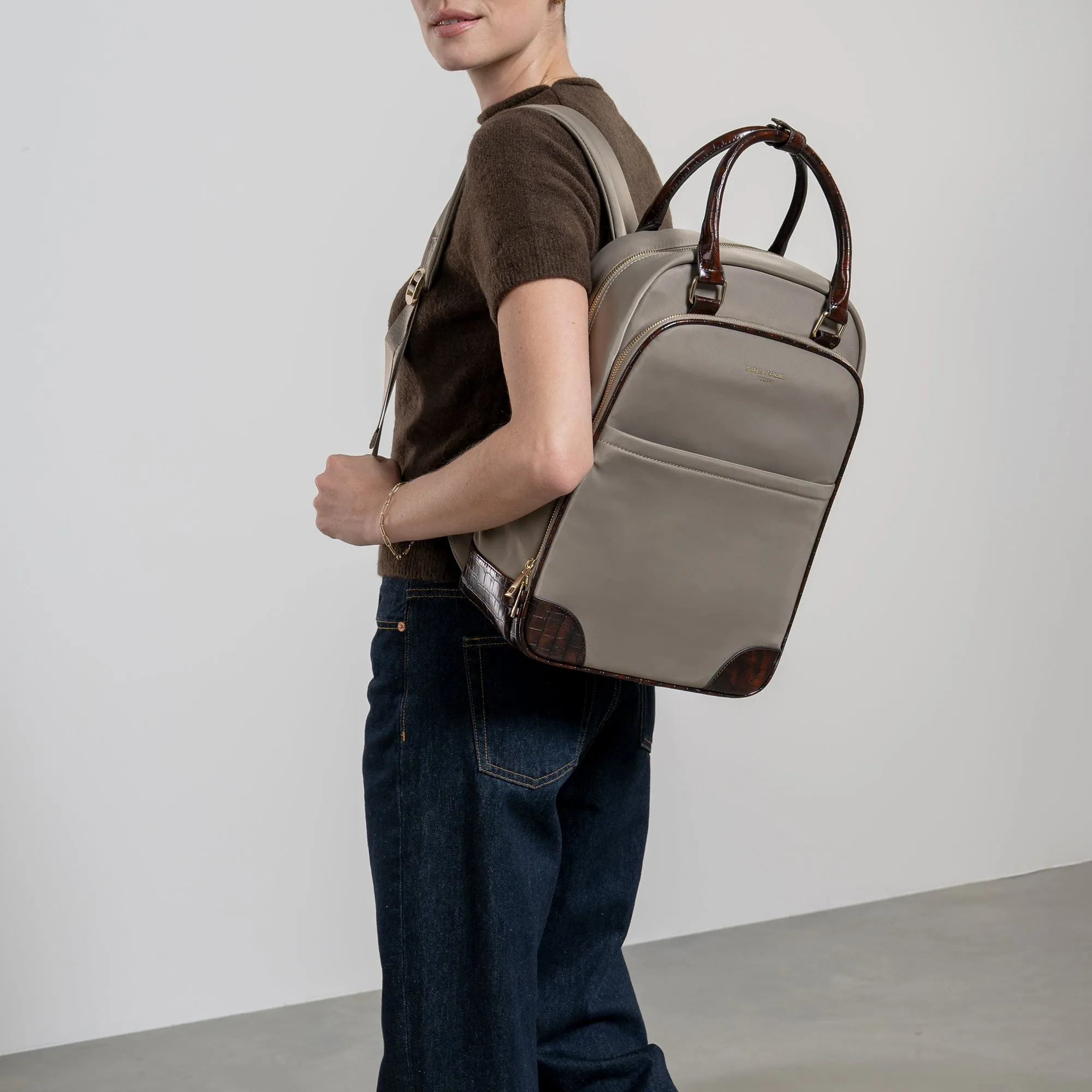 Cadeau d'Isabel taupe back pack and weekend bag small