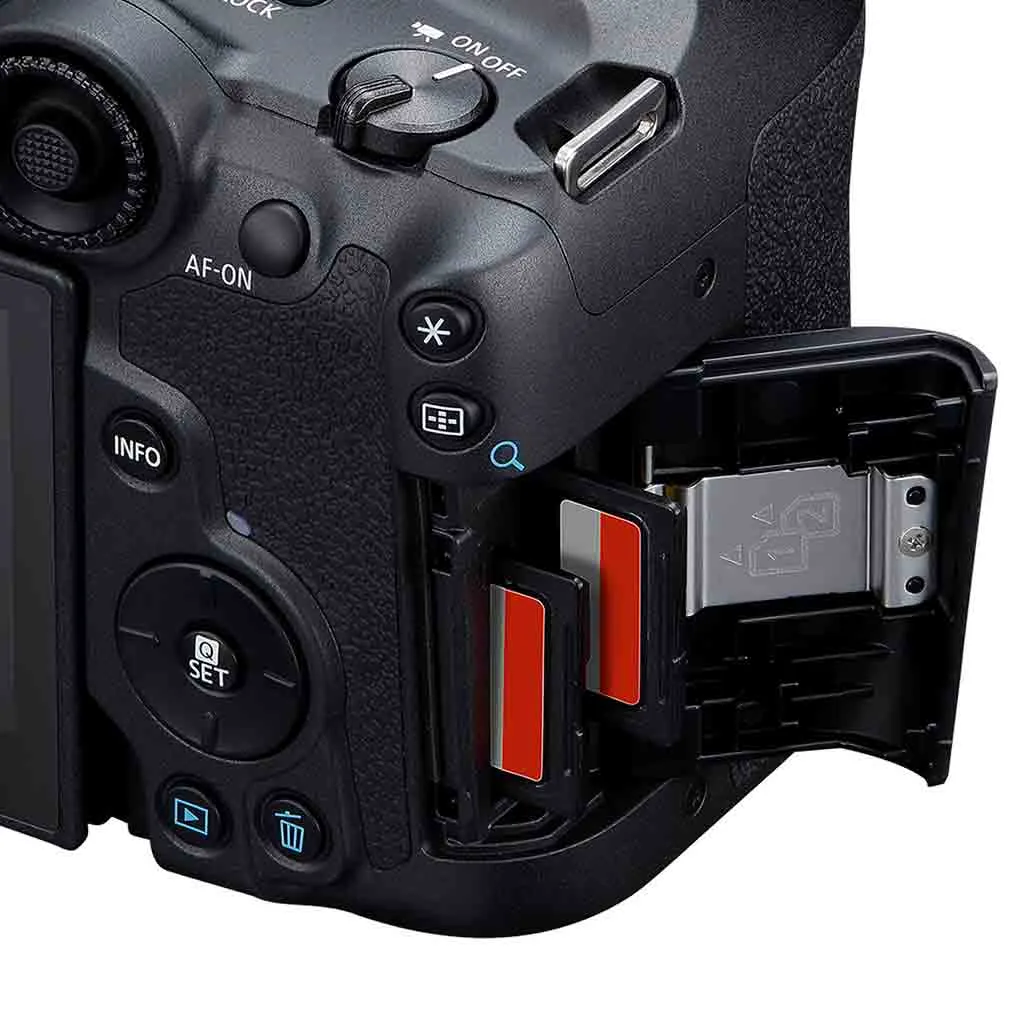 Canon EOS R7 Mirrorless Camera 18-150mm IS STM Kit