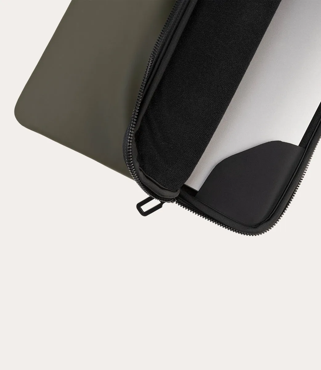 Custodia Tucano per MacBook Pro 16" e Laptop 15.6" Gommo Verde Militare