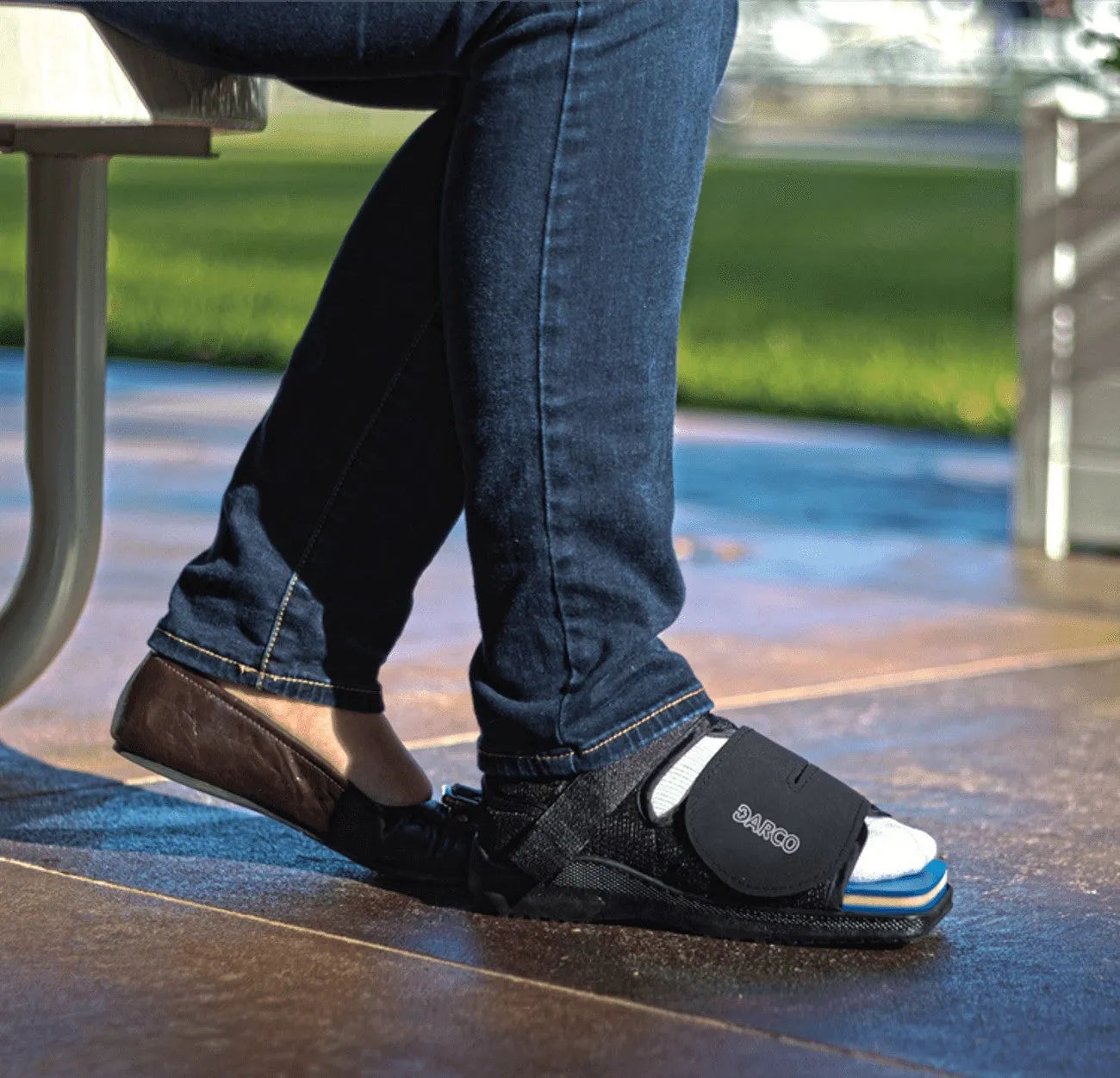 Darco MedSurg Shoe
