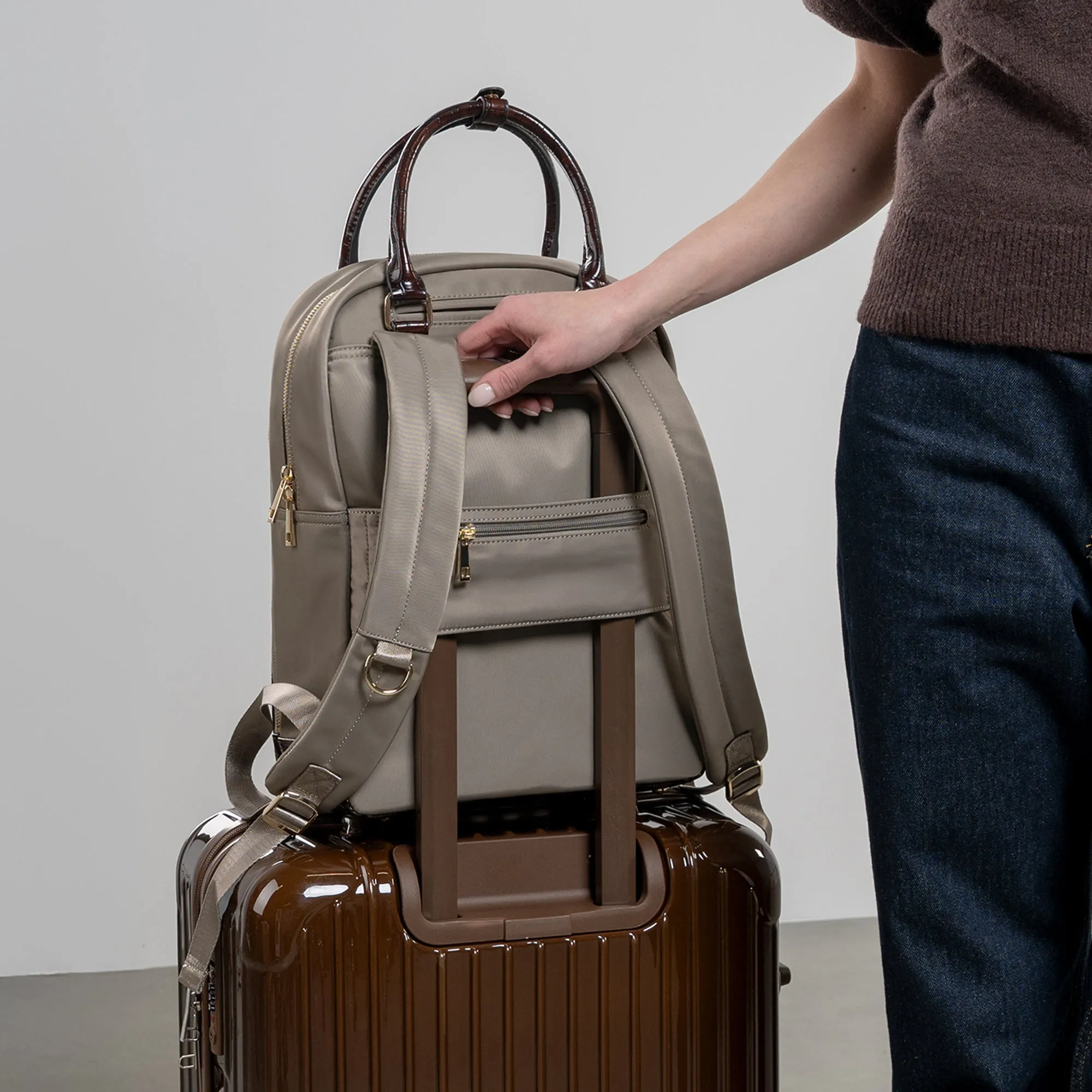 Du Louvre Cher taupe backpack