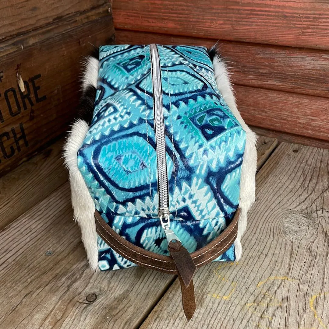 Dutton - Tricolor w/ Glacier Park Aztec