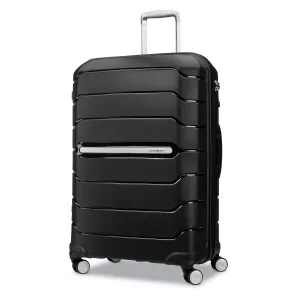 Freeform 28" Large Checked Spinner Luggage