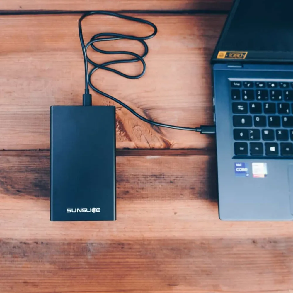 Gravity 40'000 mAh - Powerbank for Laptop