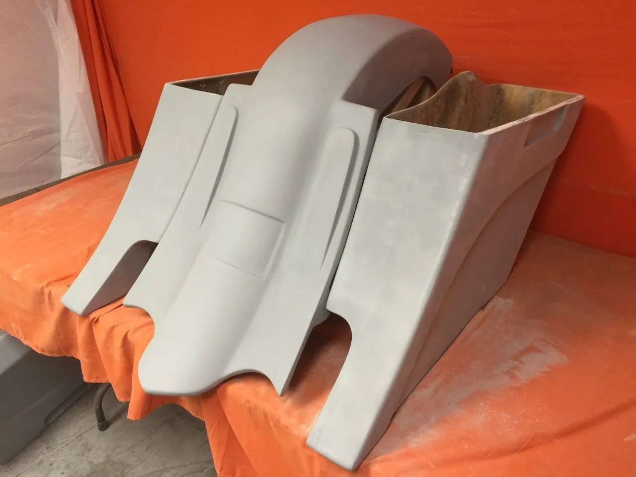 Honda Shadow Sabre 1100 6" Extended Saddlebags Out & Down Bags   Rear Fender Dual Cut Out