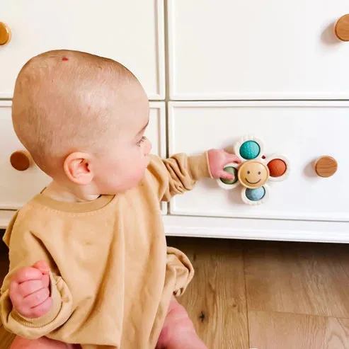 Itzy Ritzy Itzy Pop & Whirl™ Fidget Spinner Travel & Bath Toy