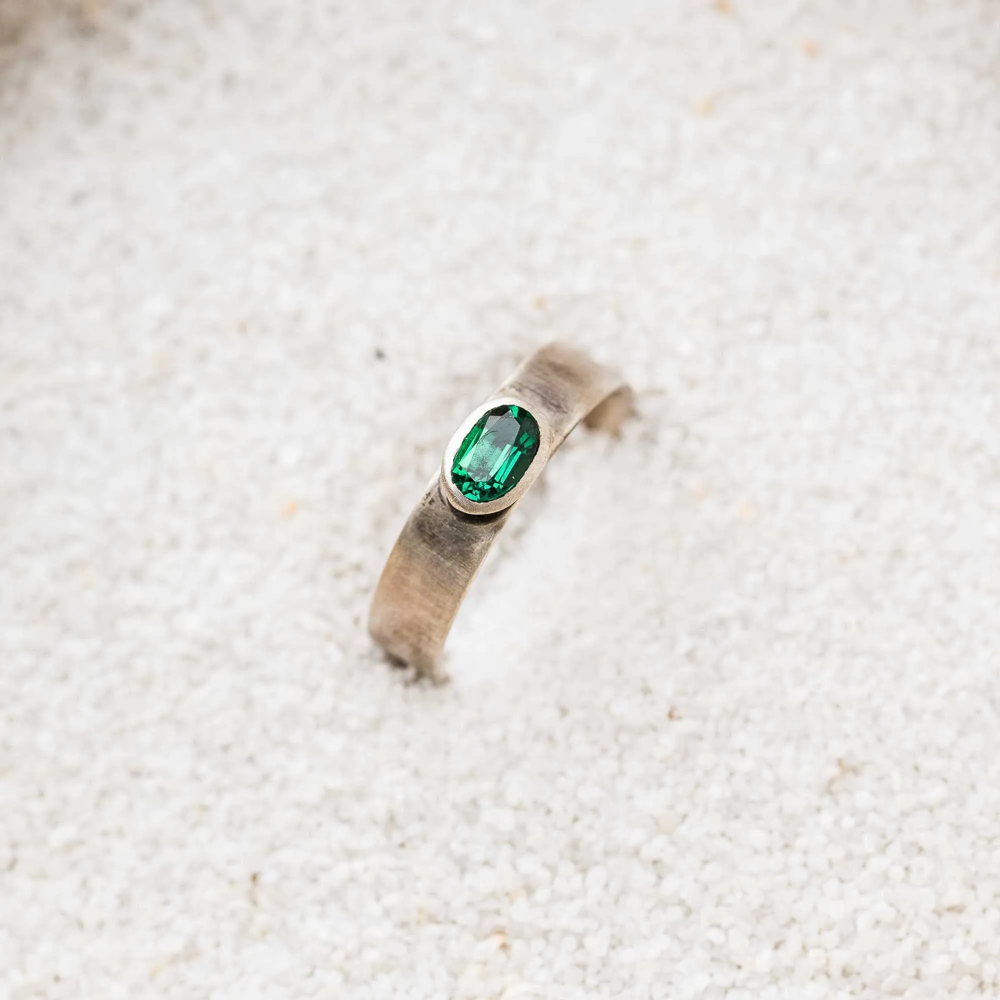 Lab-Grown Emerald East-West Ring on Cigar Band
