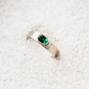 Lab-Grown Emerald East-West Ring on Cigar Band