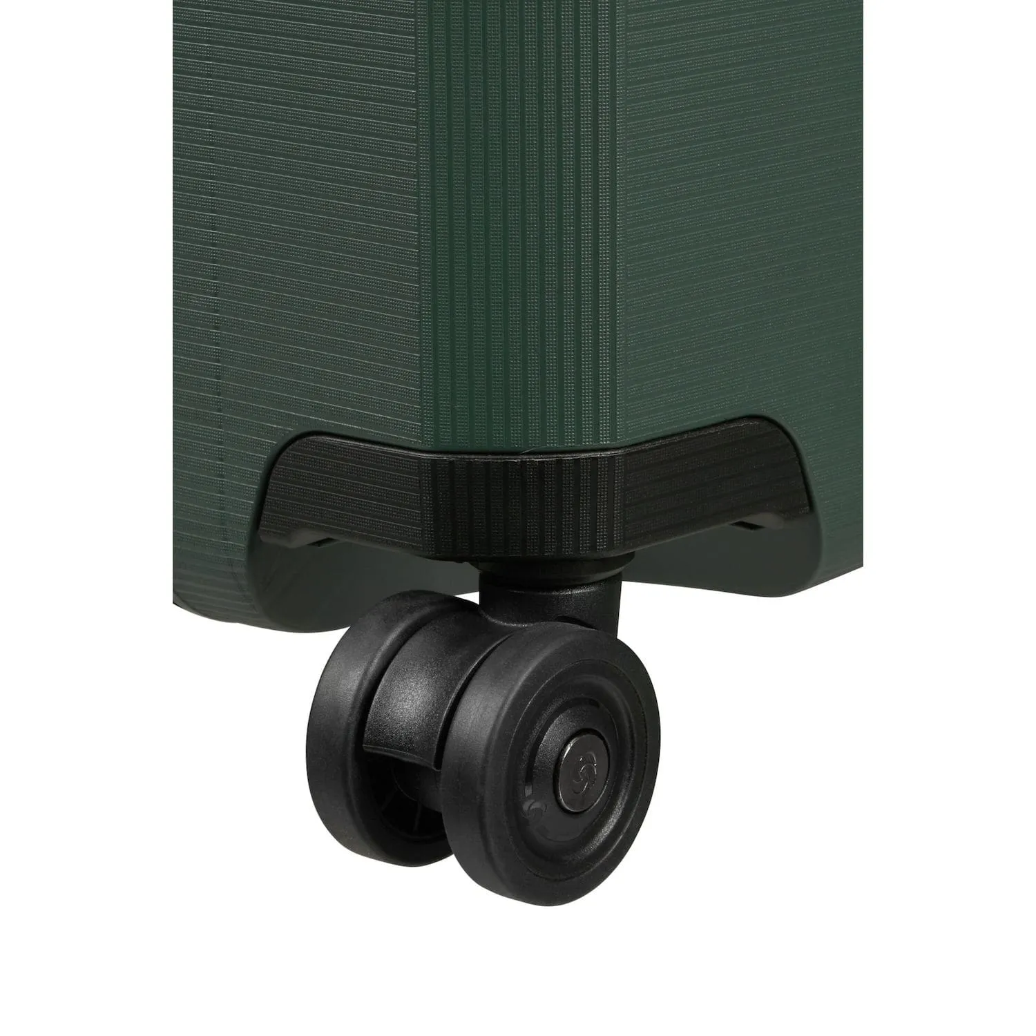 Magnum Eco Spinner Carry-On