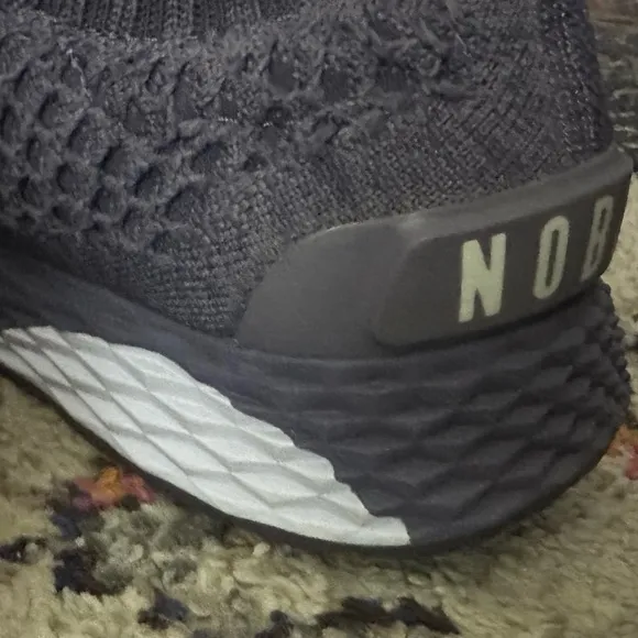 MEN'S REFLECTIVE KNIT RUNNER SNEAKER