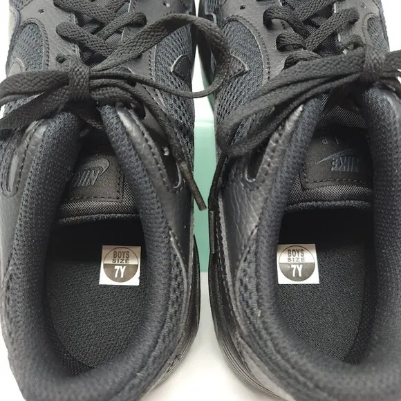 Nike Air Max SC CZ5358 Black Gym Tennis Shoe Sneaker New Size 7Y