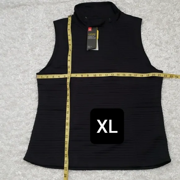 NWT Under Armour insulated and water repellent vest