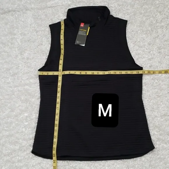 NWT Under Armour insulated and water repellent vest
