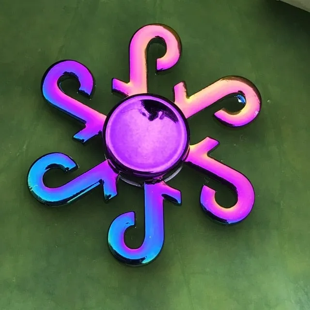 Rainbow Metal Finger Spinner Toy