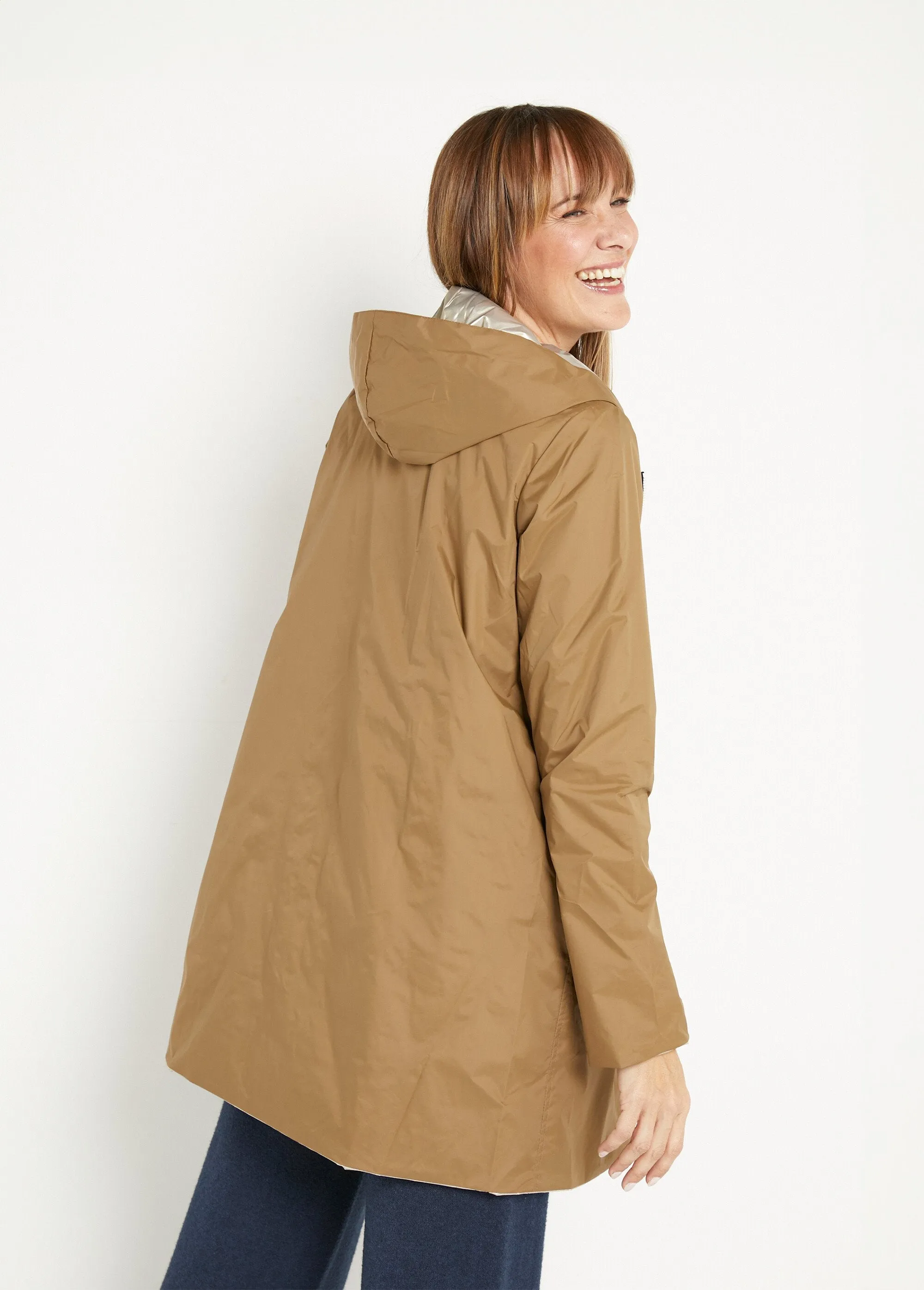 Reversible water-repellent windbreaker with zip