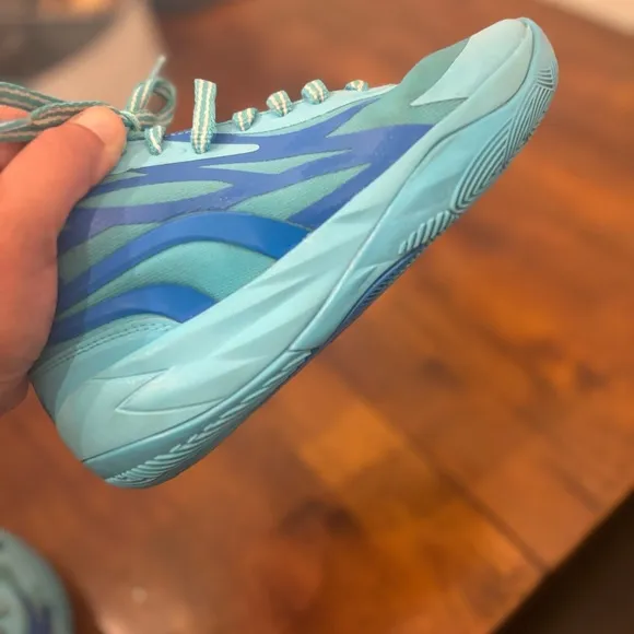 Size 4Y PUMA MB.02 x LaMelo Ball Mid Rookie Of The Year 2022