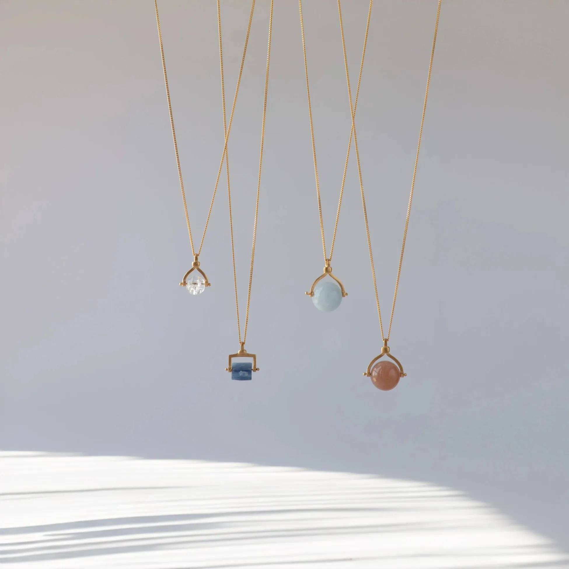Spinner Sunstone Necklace – Gold-Plated Silver with Sunstone