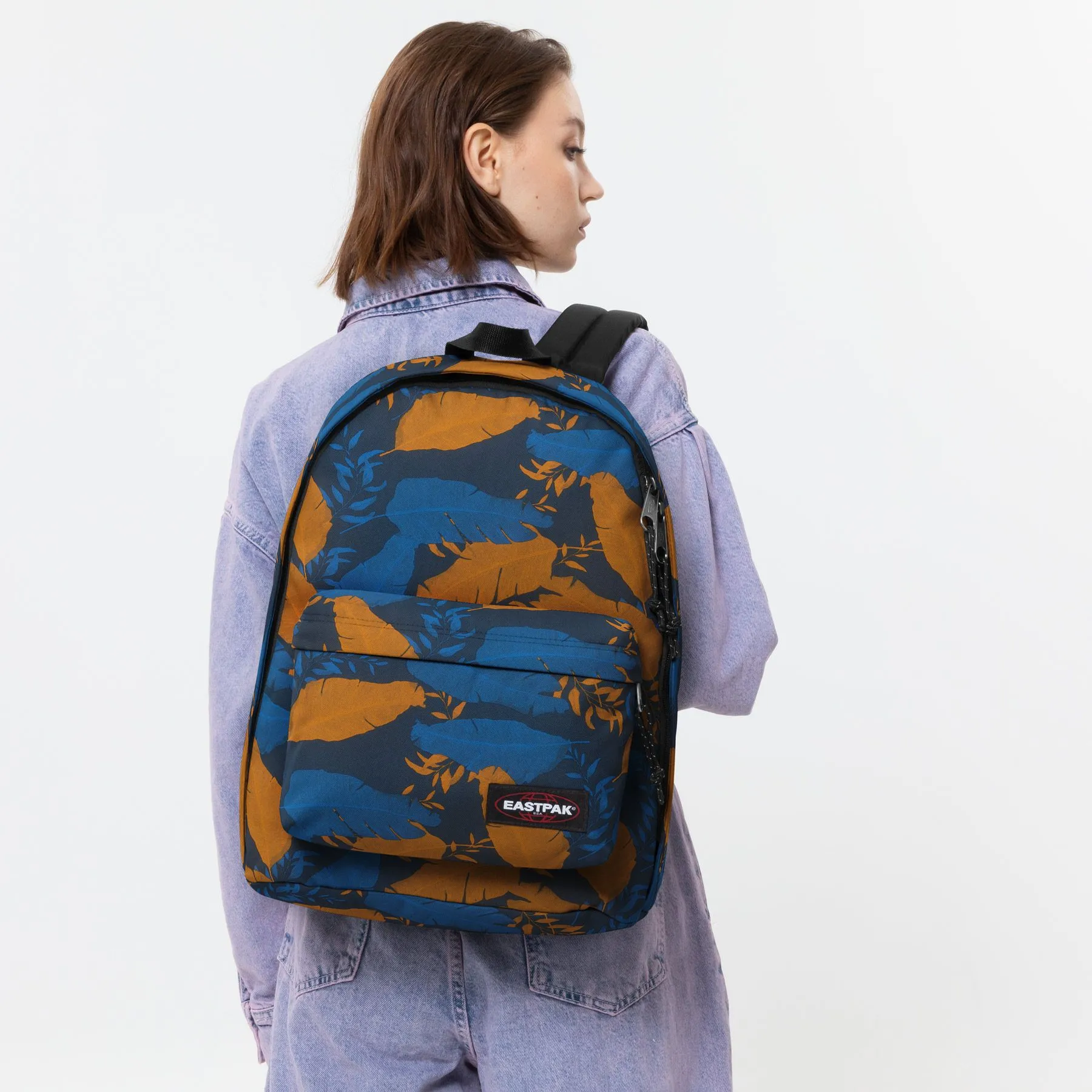 Zaino Out Of Office Eastpak Brize Banana Navy